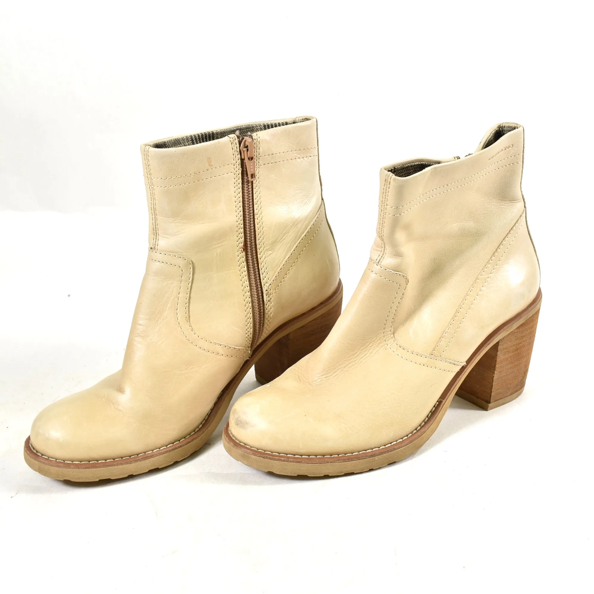 Bottines à talons haut en cuir (couleur crème) - marque Vagabond