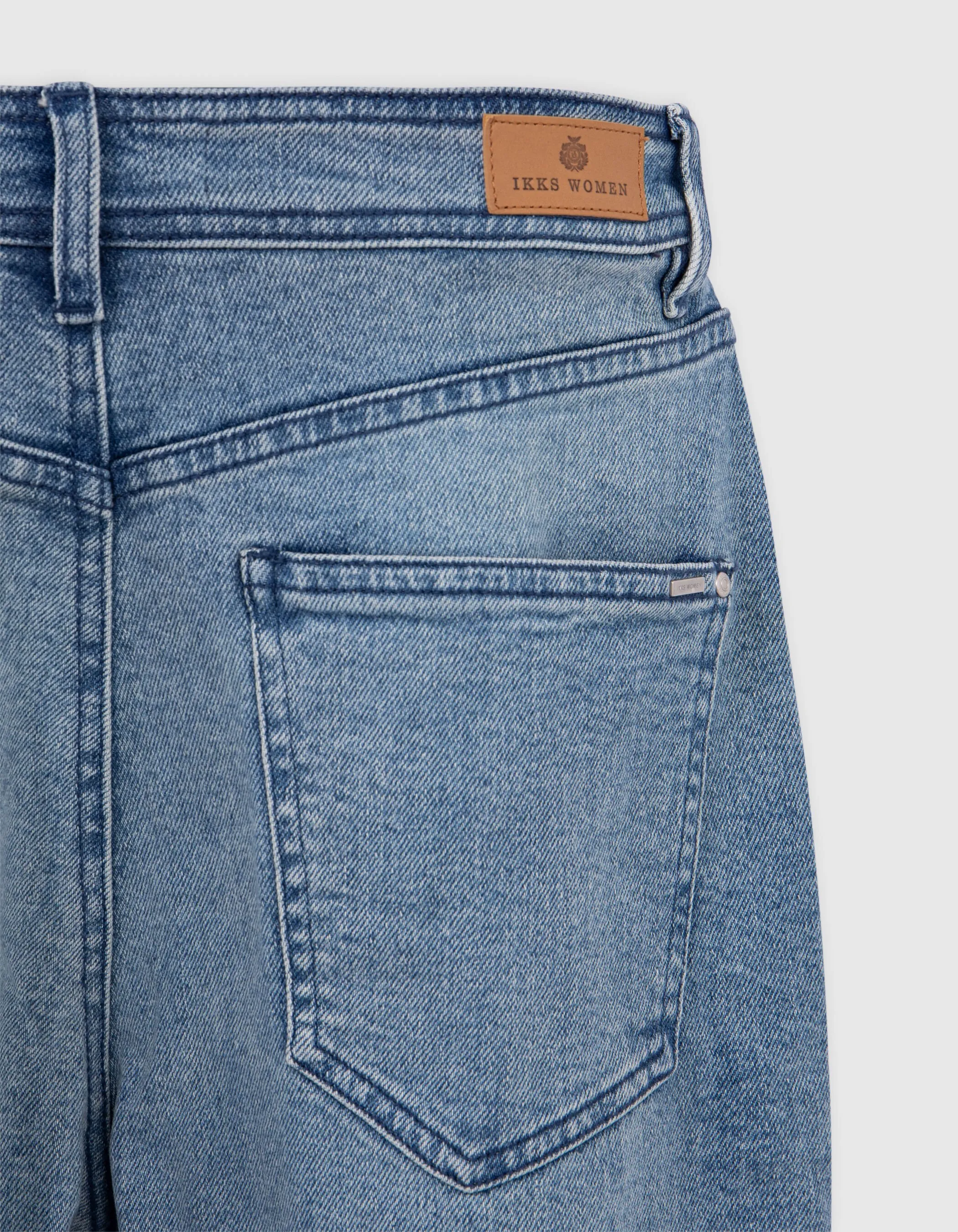 Jean denim droit waterless boutonné Femme