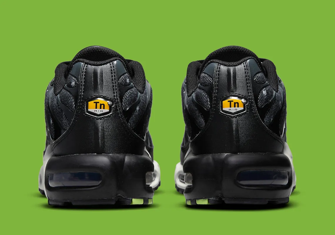 Nike Air Max Plus SE Black Chrome