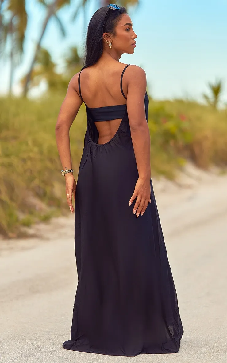 Robe de plage noire oversize à dos ouvert 