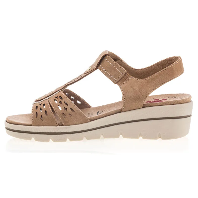 Sandales / nu-pieds Femme Marron Relife : Sandales / Nu-pieds . Besson Chaussures