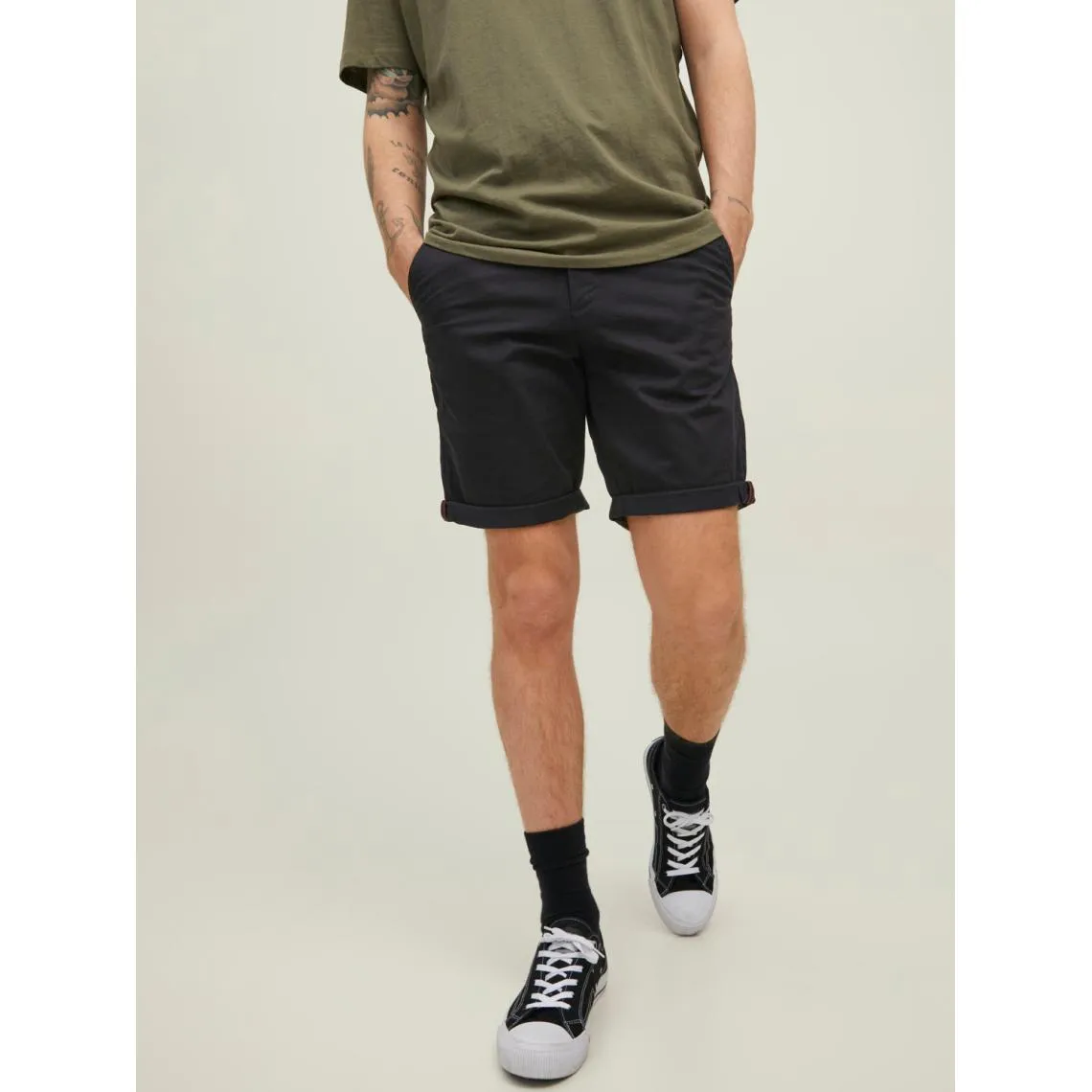 Short chino homme noir en coton | 3 Suisses