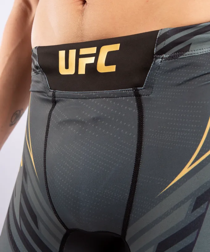 Short de Vale Tudo Homme UFC Venum Pro Line - Champion